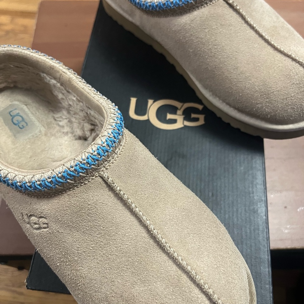 UGG Men's Beige Suede Slip-Ons with Blue Trim